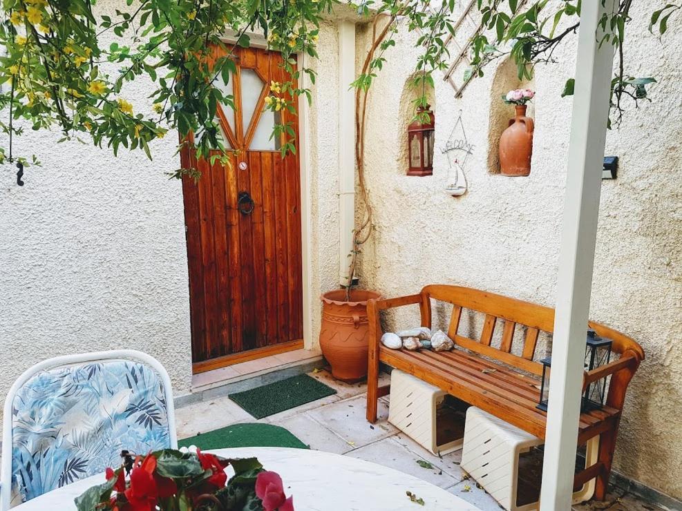 Athens Glyfada Studio Екстер'єр фото